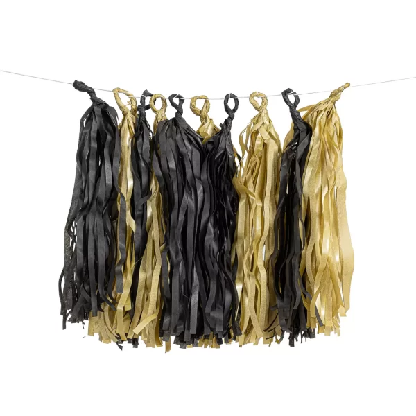Cortina de Pompones de Papel Negro con Dorado